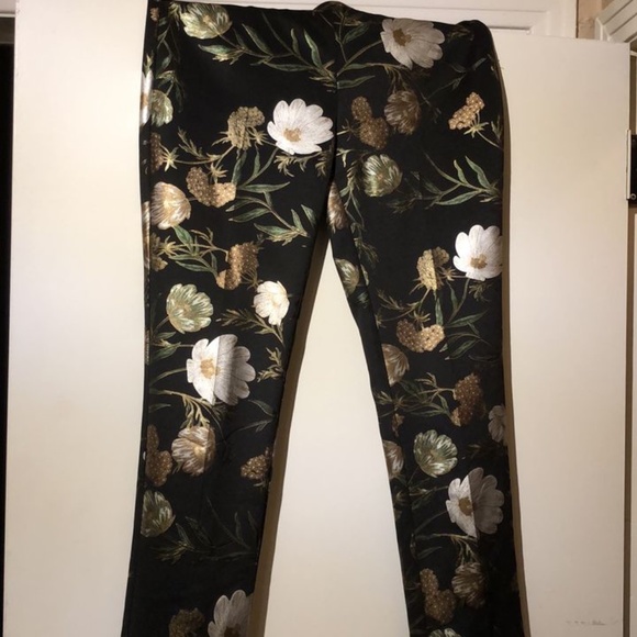 Pantalon fuseau - Picture 1 of 1